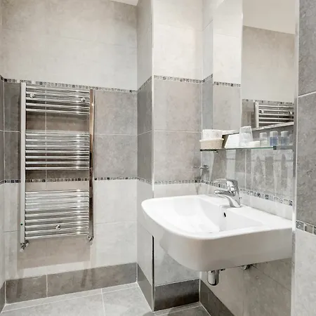 梵蒂冈38套房旅馆 招待所